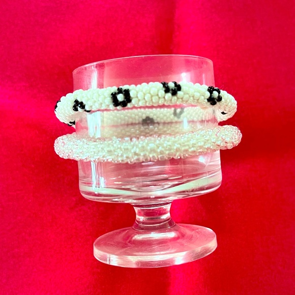 Beaded bracelets:white and white w/ black flowers - Picture 3 of 3